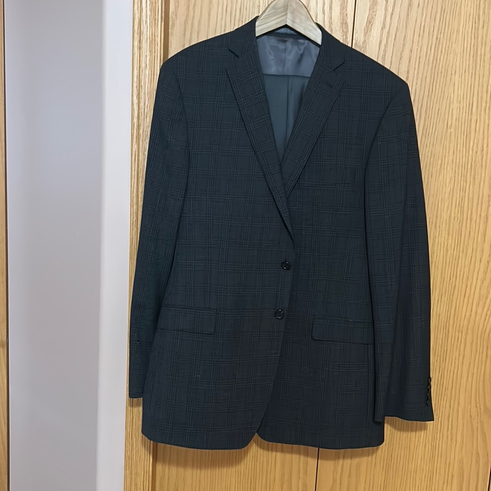 Men’s Suit